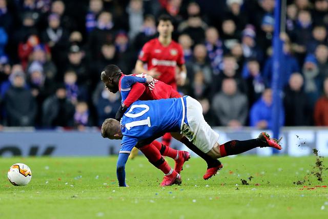 爵士解雇布莱克-辛森，签下科比-巴夫金